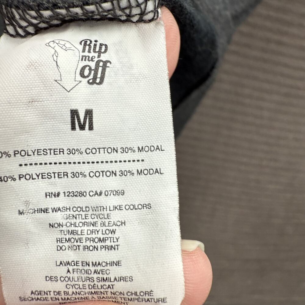 TravisMathew Sweater Mens Medium Crewneck Pullover Modal Blend Casual Golf Layer - Picture 9 of 9